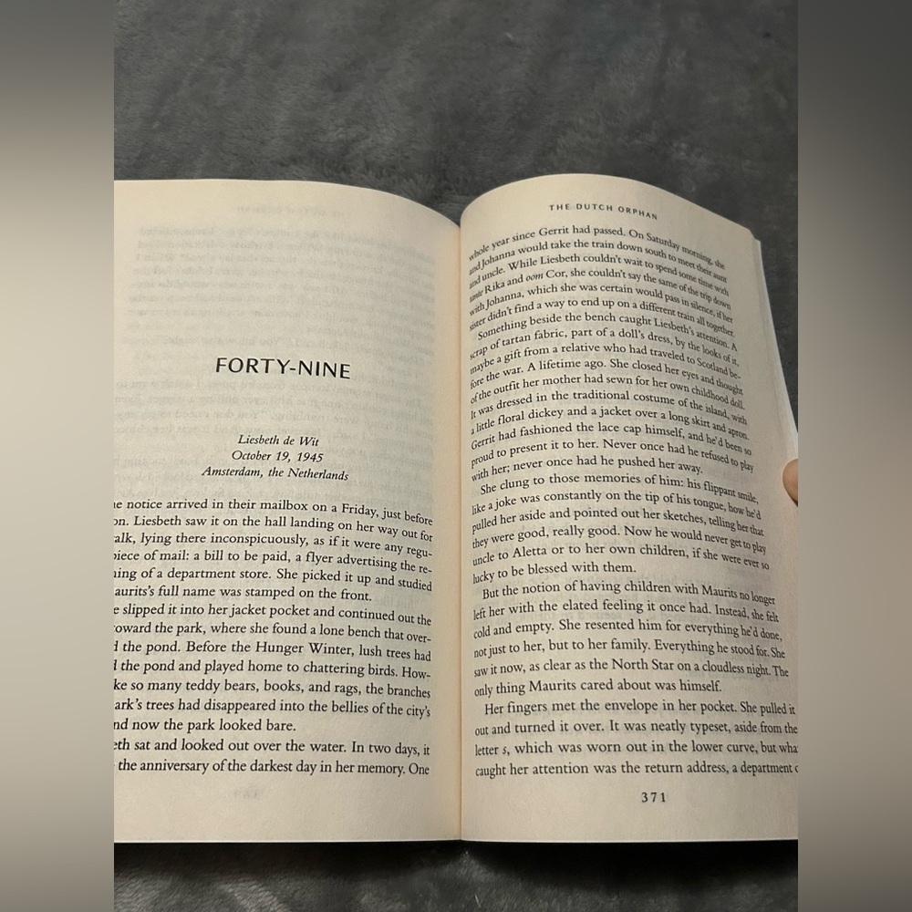 📚BOOK SALE 5 for $20📚 The Dutch Orphan by Ellen Keith, Paperback, 2023 - Picture 9 of 11